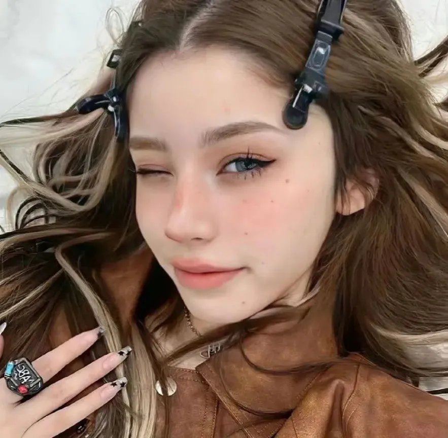 棺材精海报